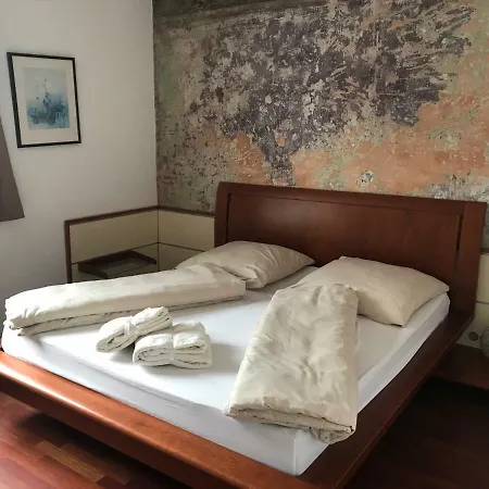 Ferienwohnung Keramikstrasse *